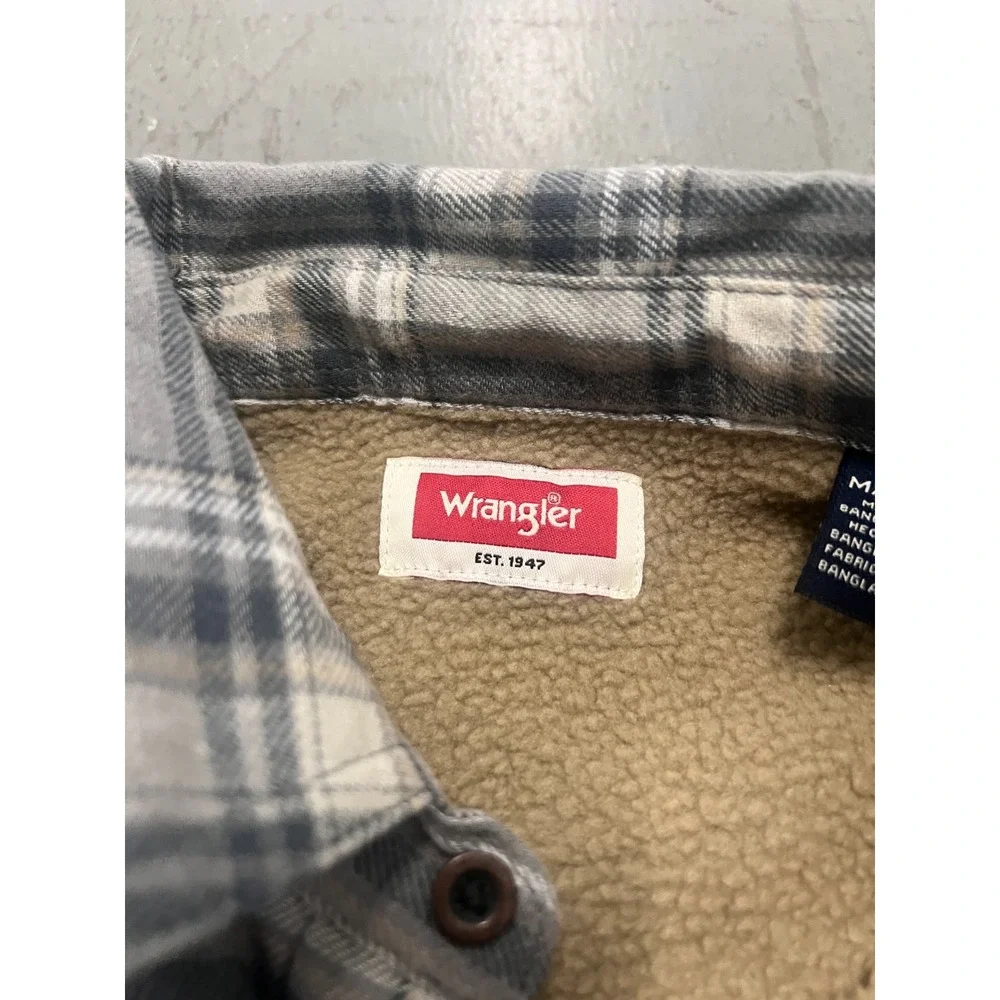 Wrangler Flannel Jacket Men Medium Gray Plaid Sherpa Lined Rugged Lumberjack NWT